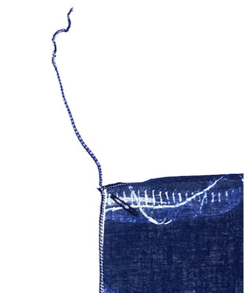 BLUE BLUE（ブルーブルー）の「ブルーデニムバンダナ（バンダナ/スカーフ・メンズ・サックスブルー/ネイビー/レッド・ONE SIZE）」の7枚目の写真
