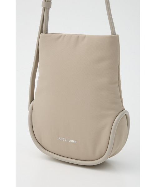 ADD CULUMN（アドカラム）の「ROLLA POCHETTE FABRIC バッグ（ショルダーバッグ・レディース・ブラック/グレイッシュベージュ・FREE）」の10枚目の写真
