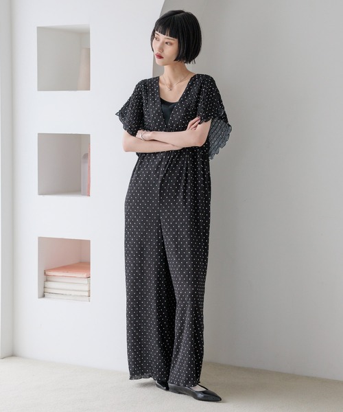 新品タグ付き✨ ローリーズファーム ヨウリュウシャーリングサロペット M 黒 楽天市場】【SALE／50%OFF】ヨウリュウシャーリングサロペット
