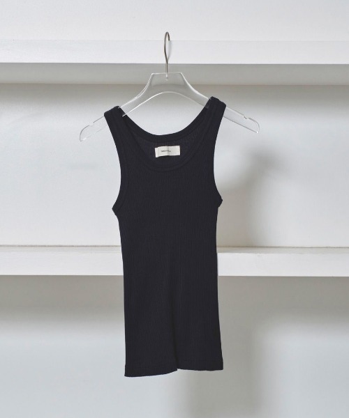 TODAYFUL（トゥデイフル）の「TODAYFUL Seamless Rib Tanktop 12510607（タンクトップ・レディース・ホワイト/グレー/ネイビー/ベージュ/グリーン・FREE）」の6枚目の写真