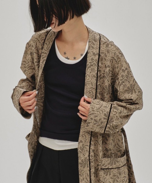 TODAYFUL（トゥデイフル）の「TODAYFUL Seamless Rib Tanktop 12510607（タンクトップ・レディース・ホワイト/グレー/ネイビー/ベージュ/グリーン・FREE）」の15枚目の写真
