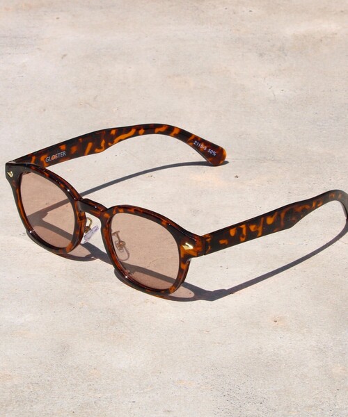 GLOSTER（グロスター）の「【GLOSTER/グロスター】ウェリントン セルフレーム カラーレンズ サングラス（サングラス・メンズ・ロイヤルブルー/ホワイト系その他6/チャコールグレー/ブラウン系その他/ベージュ/オフホワイト・FREE）」の2枚目の写真