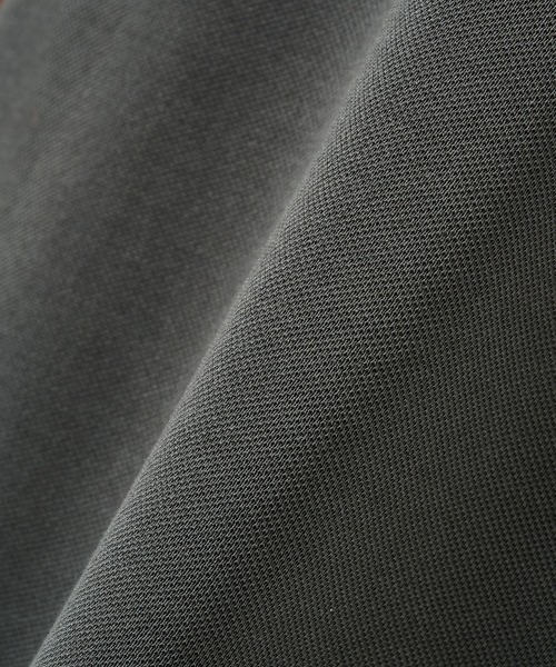markaware（マーカウェア）の「【marka/MARKAWARE】ONE BUTTON POLO S/S TEE（ポロシャツ・メンズ・ブラック/グレー・1/2）」の3枚目の写真
