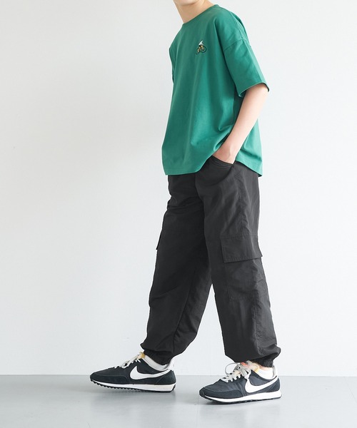 coca(coca)(コカ)の「キッズ ワッシャーナイロンパラシュートパンツ(カーゴパンツ・キッズ・ブラック/グレー・120/130/140/150)」の5枚目の写真
