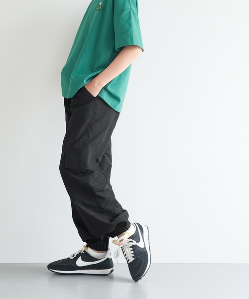 coca(coca)(コカ)の「キッズ ワッシャーナイロンパラシュートパンツ(カーゴパンツ・キッズ・ブラック/グレー・120/130/140/150)」の8枚目の写真