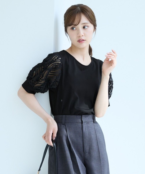 Andemiu（アンデミュウ）の「コードレーススリーブカットソー498170（Tシャツ/カットソー・レディース・オフホワイト/ブラック・FREE）」の2枚目の写真