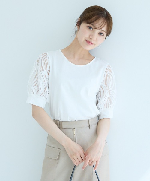 Andemiu（アンデミュウ）の「コードレーススリーブカットソー498170（Tシャツ/カットソー・レディース・オフホワイト/ブラック・FREE）」の10枚目の写真