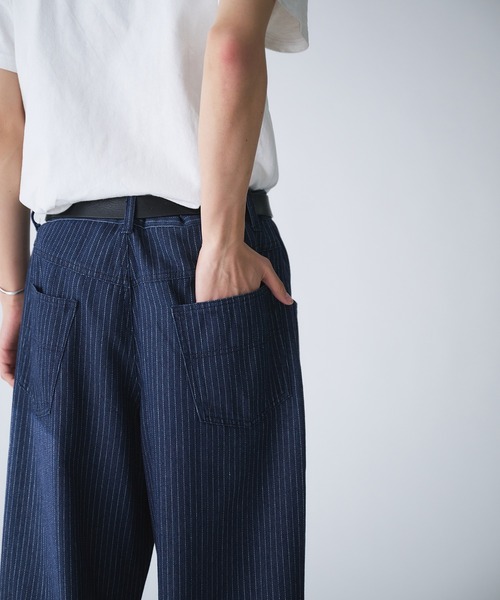 Adoon plain（アドーンプレーン）の「STRIPE DART WIDE STRAIGHT DENIM / ストライプダーツワイドストレートデニム（デニムパンツ・メンズ・ネイビー/ブラック・SMALL/MEDIUM/LARGE）」の19枚目の写真