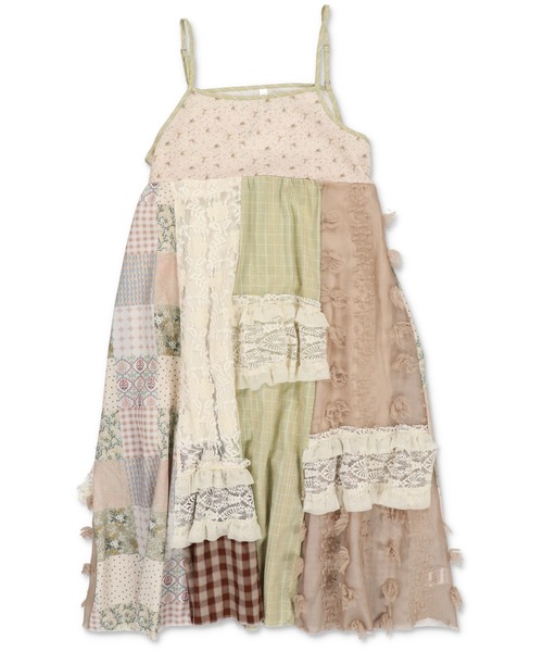 SPINNS（スピンズ）の「重ねるだけで雰囲気まとえる★ちぐはぐパッチワークが主役のロングキャミワンピ（ワンピース・レディース・グリーン/ベージュ/ホワイト/ボルドー・ONESIZE）」の16枚目の写真