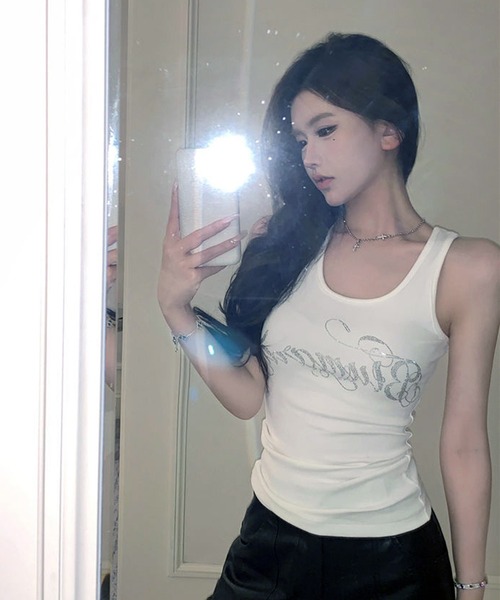 VIBGYOR（ヴィブジョー）の「ラインストーン ロゴ タンクトップ(CZ)（タンクトップ・レディース・ホワイト/ブラック/グレー・MEDIUM/LARGE）」の15枚目の写真