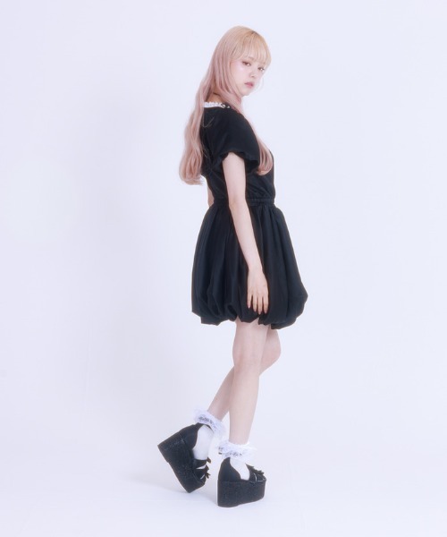Fickle Bebe フィクルベベ　サテンバルーンワンピース　1サイズ Fickle Bebe フィクルベベ サテンバルーンワンピース 1サイズ