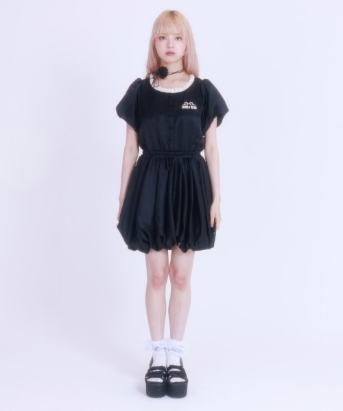 Fickle Bebe フィクルベベ　サテンバルーンワンピース　1サイズ セール】サテンバルーンワンピース（ワンピース）｜FickleBebe