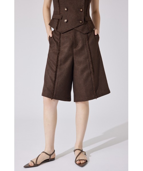 rienda（リエンダ）の「【AKB48千葉恵里さん着用】ベルト付きハーフパンツ セットアップ 夏服（スラックス・レディース・アイボリー/ブラウン・SMALL/MEDIUM）」の16枚目の写真
