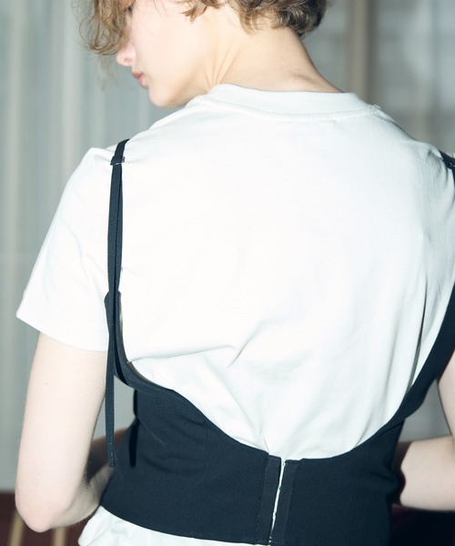 LE CIEL BLEU(ルシェルブルー)の「バックアンドフロントジレ / Back and Front Gilet(シャツ/ブラウス・レディース・ベージュ/ブラック・36/38)」の3枚目の写真