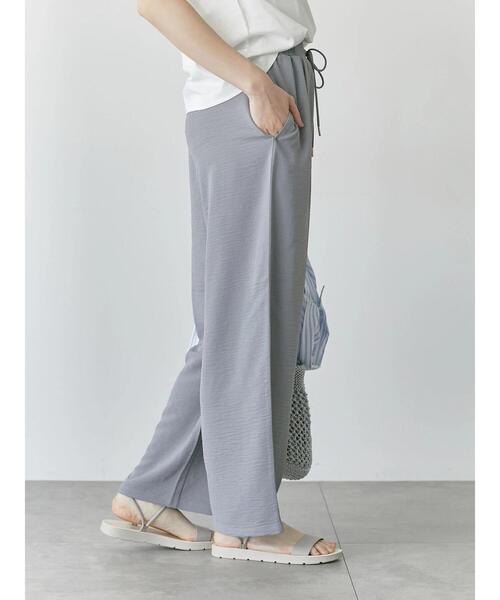 Samansa Mos2 blue(サマンサモスモスブルー)の「【接触冷感】イージーパンツ(その他パンツ・レディース・ライトベージュ/ブルー/グレー/ブラック・F)」の7枚目の写真