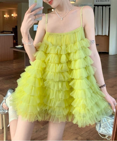 gossip!ロサンゼルス(ゴシップロサンゼルス)の「Y2K レイヤリングデザイン エアリームードキャミソール 【垢抜けレイヤードアイテム】(Tシャツ/カットソー・レディース・レモンイエロー/ブラック・FREE)」の16枚目の写真