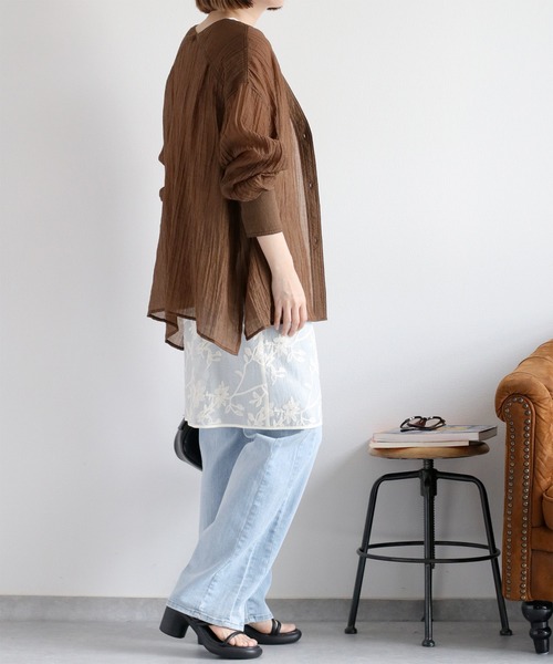 cepo(セポ)の「〈セットアップ対応〉フラワー刺繍キャミワンピース(ワンピース・レディース・オフホワイト/ブラウン・M)」の12枚目の写真