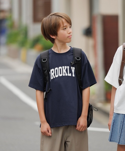 GLOBAL WORK（グローバルワーク）の「フローズンTシャツ/プリント/571552（Tシャツ/カットソー・キッズ・ブラック/ホワイト/ホワイト系その他2/ライトグレー/グレー系その他/ネイビー/ライトパープル/グリーン系その他3/チャコールグレー/ホワイト系その他/ライトグリーン・150cm/140cm/130cm/160cm/170cm）」の10枚目の写真