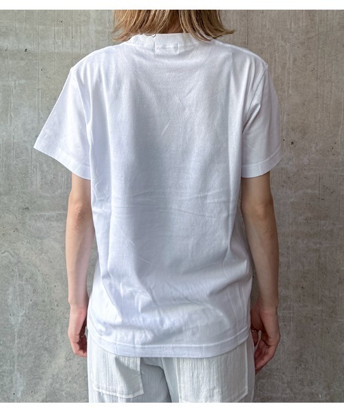 Desert Rose(デザートローズ)の「【Mylanka/ミランカ】コカ・コーラ ロゴプリントTシャツ(Tシャツ/カットソー・レディース・チャコールグレー/ホワイト/レッド・FREE)」の4枚目の写真