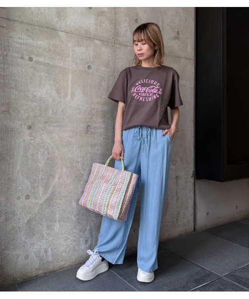 Desert Rose(デザートローズ)の「【Mylanka/ミランカ】コカ・コーラ ロゴプリントTシャツ(Tシャツ/カットソー・レディース・チャコールグレー/ホワイト/レッド・FREE)」の11枚目の写真