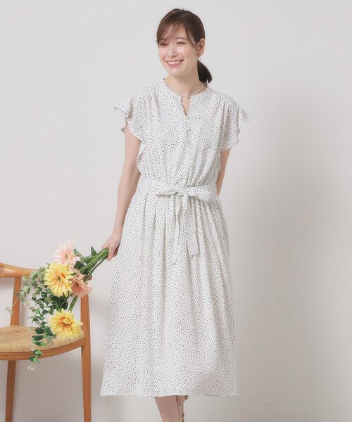 ITS'DEMO(イッツデモ)の「【手洗い可】フリル袖ブラウジングワンピース(ワンピース・レディース・サックスブルー/ブラック系/ホワイト系3/ネイビー・00)」の17枚目の写真