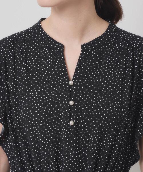 ITS'DEMO(イッツデモ)の「【手洗い可】フリル袖ブラウジングワンピース(ワンピース・レディース・サックスブルー/ブラック系/ホワイト系3/ネイビー・00)」の15枚目の写真