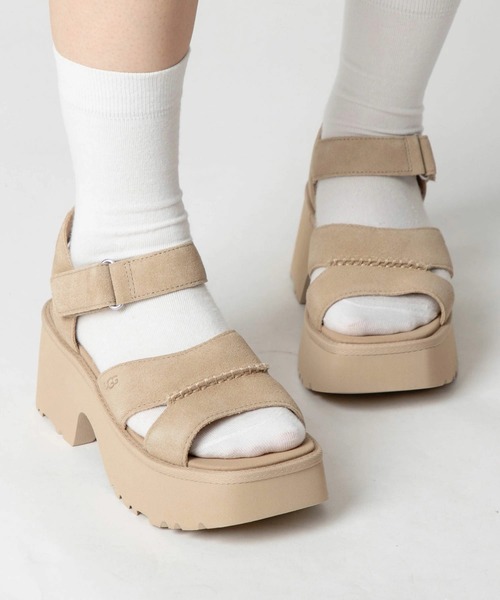 UGG（アグ）の「UGG NEW HEIGHTS ANKLE STRAP アグ ニューハイツ　アンクルストラップ サンダル（サンダル・レディース・ブラウン系1/ベージュ系1・23.0cm/25.0cm/24.0cm）」の8枚目の写真
