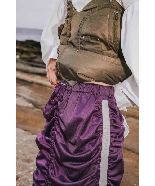 OMMO(オーエムエムオー)の「DRAWSTRING JERSEY SK(スカート・レディース・パープル/ブラック・36/38)」の5枚目の写真