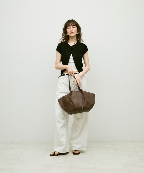 Lutim by u(ルチバイユー)の「Diamond tote bag / ダイアモンドトートバック(トートバッグ・レディース・アイボリー/ブラック/ブラウン・FREE)」の13枚目の写真