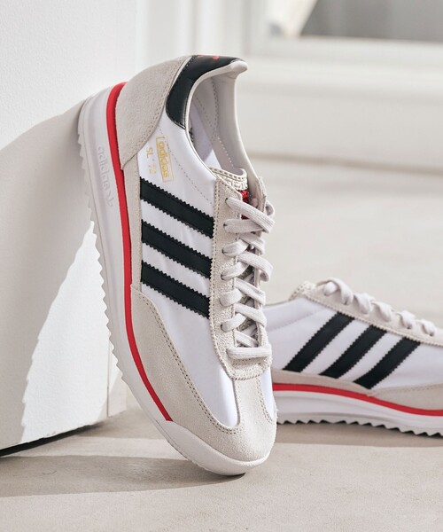 adidas Originals(アディダスオリジナルス)の「【国内EXCLUSIVE】<adidas Originals>SL72RS スニーカー(スニーカー・レディース・ホワイト・22.5cm/23cm/23.5cm/24cm/24.5cm/25cm)」の2枚目の写真