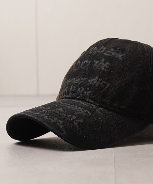 1111clothing(ワンフォークロージング)の「ヴィンテージ メッセージロゴ カーブキャップ / Vintage Message Logo Curved Cap(キャップ・メンズ・ブラック/チャコールグレー/ベージュ・FREE)」の5枚目の写真