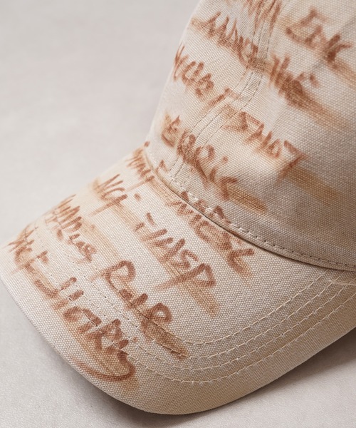 1111clothing(ワンフォークロージング)の「ヴィンテージ メッセージロゴ カーブキャップ / Vintage Message Logo Curved Cap(キャップ・メンズ・ブラック/チャコールグレー/ベージュ・FREE)」の8枚目の写真