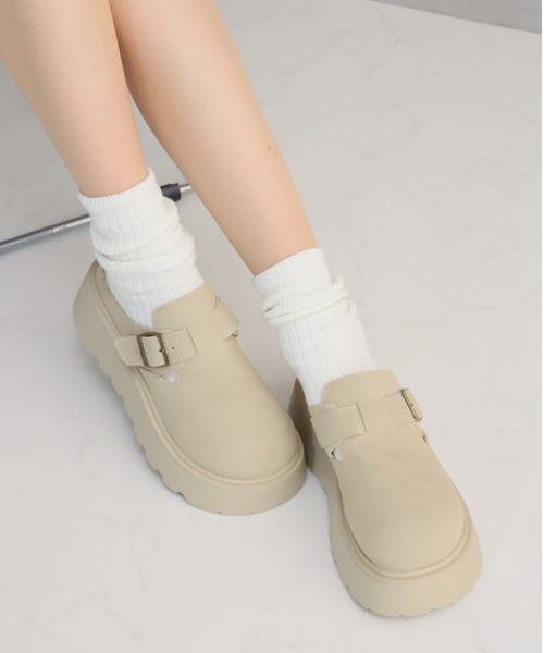 VIVIAN（ヴィヴィアン）の「もこもこボア中敷き厚底ベルトデザインサボサンダル（その他シューズ・レディース・キャメル/ベージュ・LL/L/M/S）」の6枚目の写真