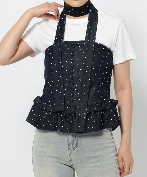 FOREVER 21（フォーエバー トゥエンティーワン）の「【2025SS】タイ付きドットビスチェ（その他トップス・レディース・ブラック/ネイビー・FREE）」の2枚目の写真