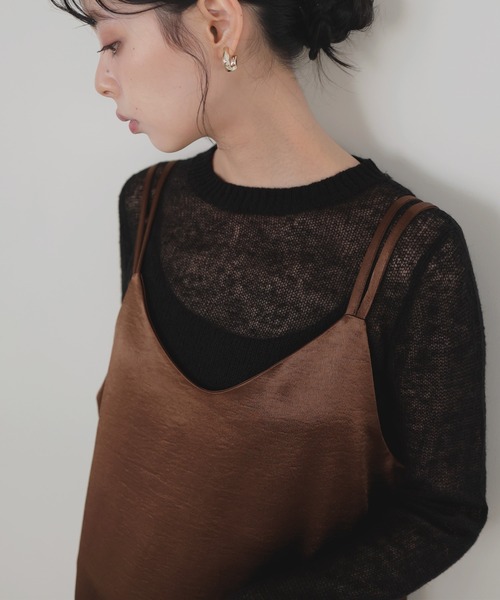 LIAN（リアン）の「サテンキャミワンピース（ワンピース・レディース・アイボリー/ブラック/グレイッシュベージュ/ブラウン・FREE）」の17枚目の写真