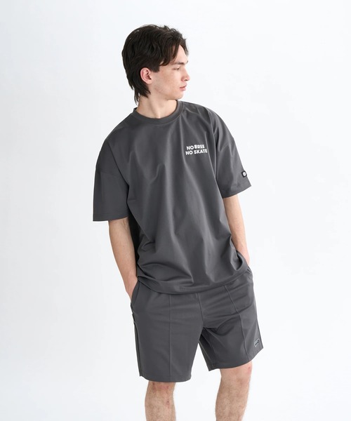 ELEMENT（エレメント）の「ELEMENT メンズ ESSENTIAL SS Tシャツ 【2025年秋冬モデル】/エレメント速乾UVケアバックプリント半袖Tシャツ（Tシャツ/カットソー・メンズ・グレー/ホワイト・MEDIUM/LARGE/X-LARGE）」の3枚目の写真