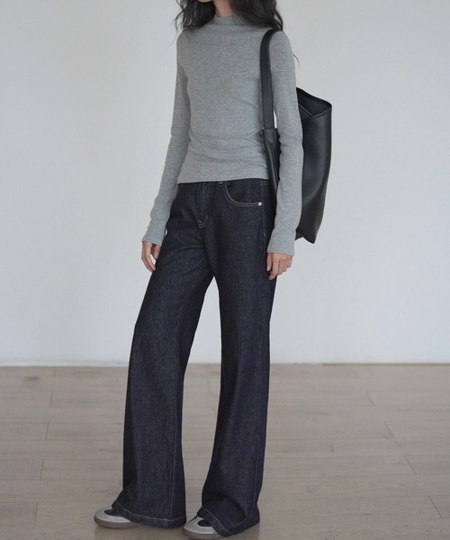 EIGHTHMONTH（エイスマンス）の「インディゴ フレアジーンズ EM25a010【EIGHTHMONTH】（デニムパンツ・レディース・ブルー・S/M/L）」の13枚目の写真