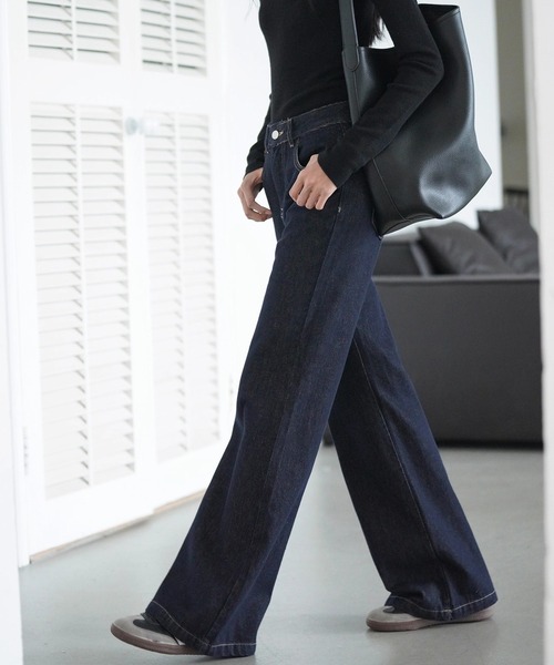 EIGHTHMONTH（エイスマンス）の「インディゴ フレアジーンズ EM25a010【EIGHTHMONTH】（デニムパンツ・レディース・ブルー・S/M/L）」の14枚目の写真