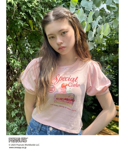 SNOOPY(スヌーピー)の「【PEANUTS】Strawberry Cake TEE(Tシャツ/カットソー・レディース・ピンク/オフホワイト/ブラック・FREE)」の18枚目の写真