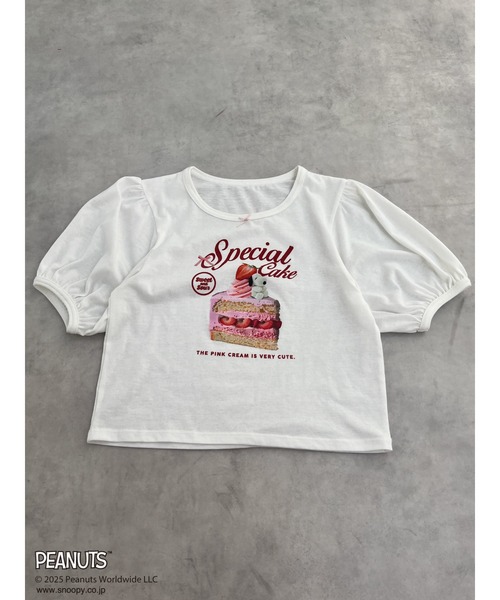 SNOOPY(スヌーピー)の「【PEANUTS】Strawberry Cake TEE(Tシャツ/カットソー・レディース・ピンク/オフホワイト/ブラック・FREE)」の4枚目の写真