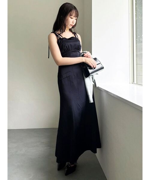 dazzlin（ダズリン）の「レイヤードライクリボンキャミワンピース（ワンピース・レディース・アイボリー/ネイビー・MEDIUM/SMALL）」の6枚目の写真