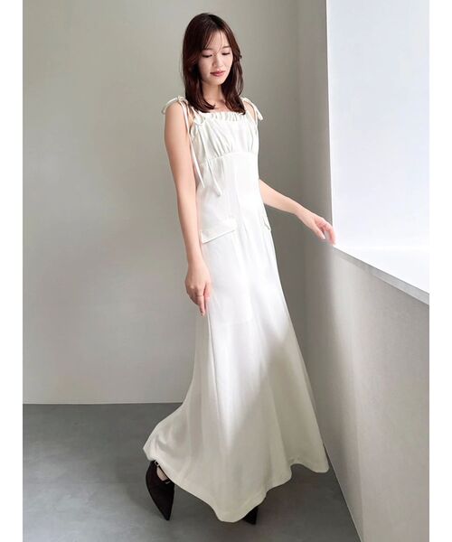 dazzlin（ダズリン）の「レイヤードライクリボンキャミワンピース（ワンピース・レディース・アイボリー/ネイビー・MEDIUM/SMALL）」の11枚目の写真