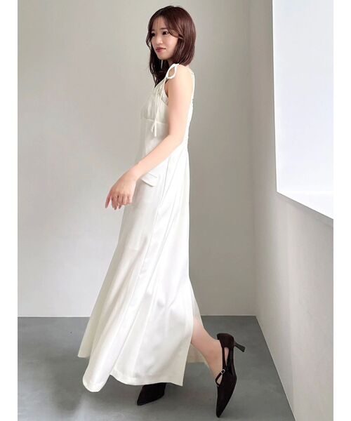 dazzlin（ダズリン）の「レイヤードライクリボンキャミワンピース（ワンピース・レディース・アイボリー/ネイビー・MEDIUM/SMALL）」の12枚目の写真