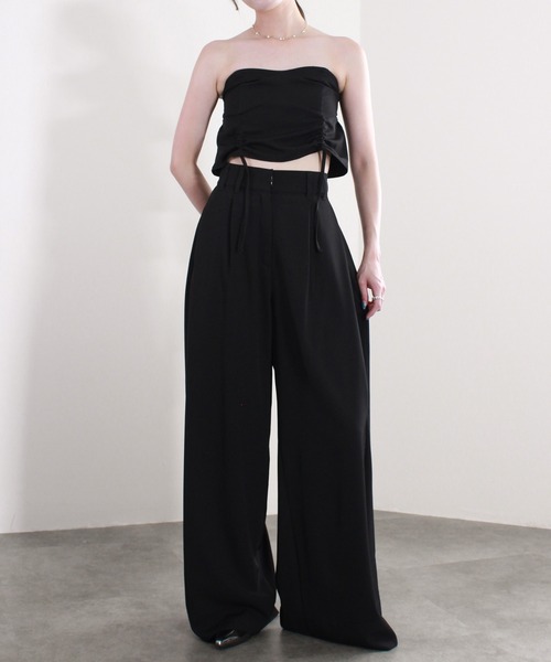 Reurie'（レウリィ）の「【2サイズ展開】タックワイドスラックス / ロング丈 きれいめ シンプル 大人カジュアル オフィスカジュアル 低身長 高身長 セットアップ グレー ブラック アイボリー ベージュ（スラックス・レディース・アイボリー/ブラック/グレー・SMALL/MEDIUM）」の21枚目の写真