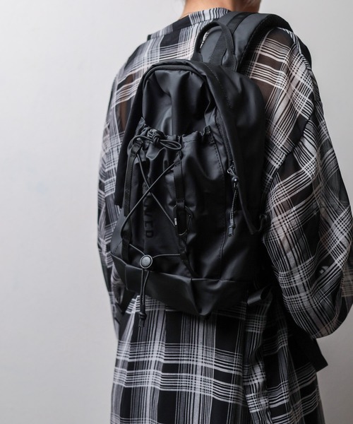 ELLIKER(エリカー)の「●ELLIKER●EYAM 5L(ショルダーバッグ・メンズ・ブラック/ベージュ・FREE)」の9枚目の写真