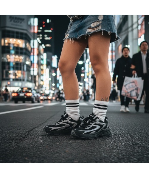 FILA（フィラ）の「FILA DECODE（スニーカー・レディース・ブラック・28.0cm/27.0cm/26.0cm/24.0cm/25.0cm/23.0cm/24.5cm/22.5cm/23.5cm）」の8枚目の写真