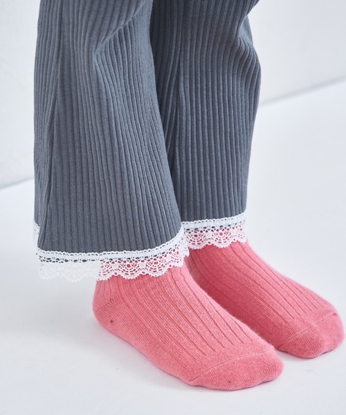 pairmanon(ペアマノン)の「【リブコットン100】裾レース フレア リブパンツ(その他パンツ・キッズ・グリーン/ダークブルー/オレンジ/スモークピンク/ブラック/チャコールグレー・130/150/120/140/110/100/90)」の11枚目の写真