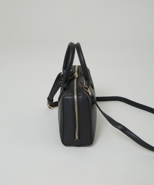 NANO universe(ナノユニバース)の「2wayショルダースクエアミニボストンバッグ(ショルダーバッグ・レディース・ブラック/ライトグレー/ブラウン・F)」の14枚目の写真