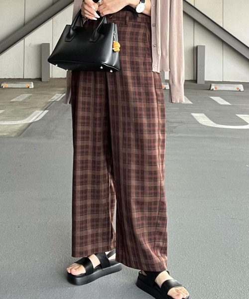 aquagarage(アクアガレージ)の「ツイルカーブパンツ(その他パンツ・レディース・ブラック/ブラウン系その他/チャコール・L/M)」の17枚目の写真
