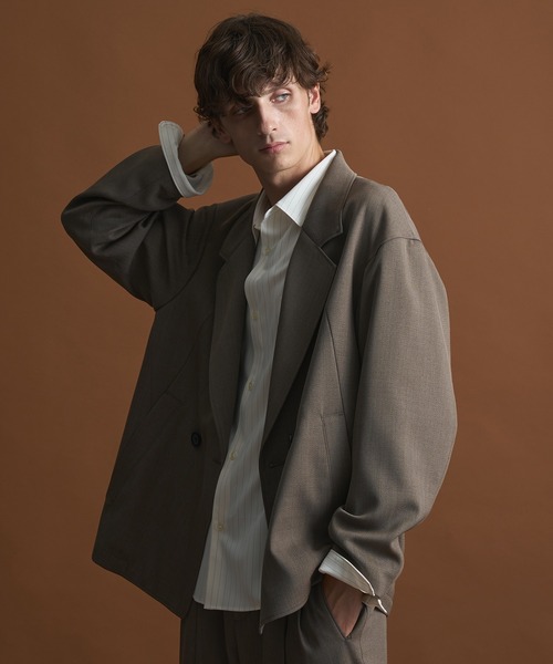 PUBLIC TOKYO（パブリックトウキョウ）の「〈セットアップ対応〉AQUA WOOLカルゼダブルジャケット /テーラードジャケット/セットアップ（セットアップ・メンズ・ダークベージュ/ダークブラウン/ダークネイビー/ヘザーチャコール・1/2）」の10枚目の写真